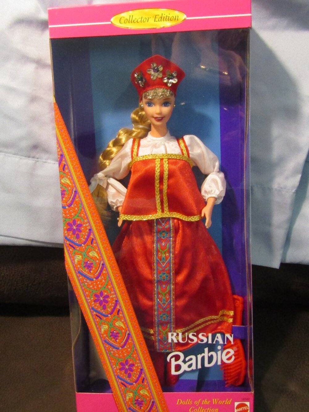 NRFB Mattel 1996 RUSSIAN Barbie #16500 Collectors Edition Dolls Of The World